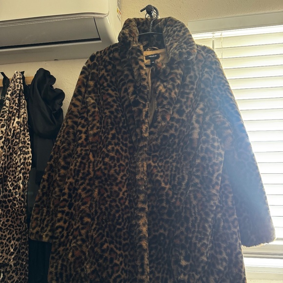Torrid Curve Jackets & Blazers - Torrid leopard animal print fur coat